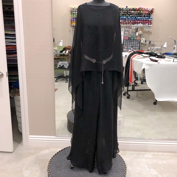 St. John Collection Dresses & Skirts - St John 4pc set